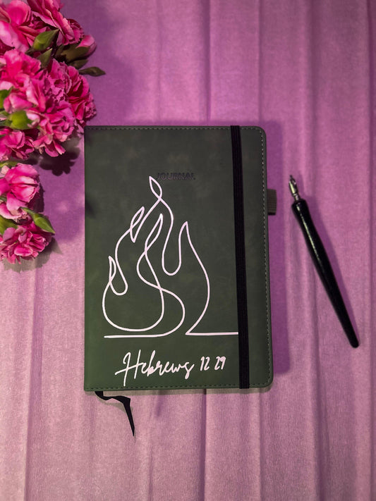Caderno "Hebreus 12:29 – Fogo Consumidor"